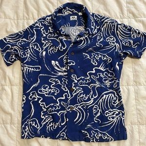 Uniqlo aloha shirt